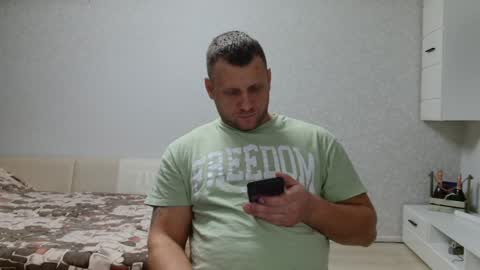 malchyshka online show from 12-17-24, 08:23