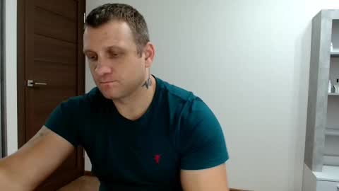 malchyshka online show from 10-14-25, 10:49