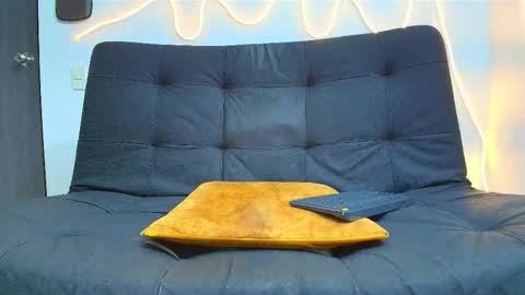 Malcom online show from 03-06-26, 01:24