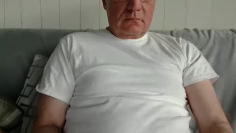 Snapshot of male_toy2 chatting on 05-16-26, 06:50 male_toy2 online show from 05-16-26, 06:50