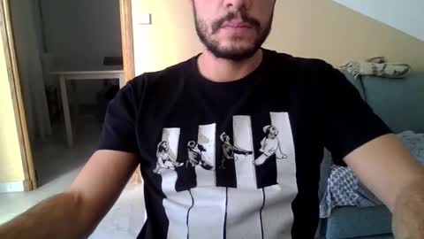 Snapshot of maleboyz chatting on 11-09-25, 11:52 Boybi online show from 11-09-25, 11:52