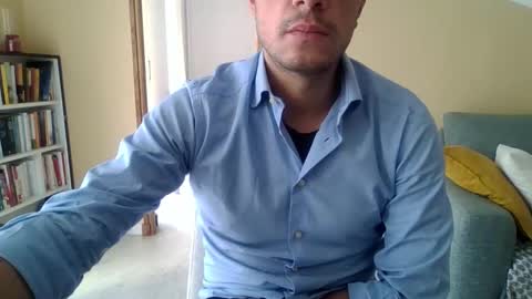 Snapshot of maleboyz chatting on 11-14-25, 12:26 Boybi online show from 11-14-25, 12:26