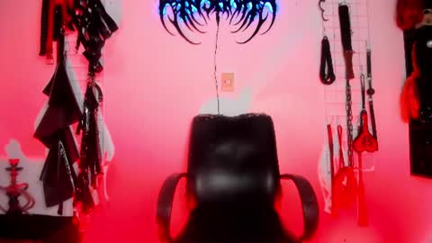 Snapshot of maledicta__insana chatting on 07-27-26, 10:28 maledicta__insana online show from 07-27-26, 10:28