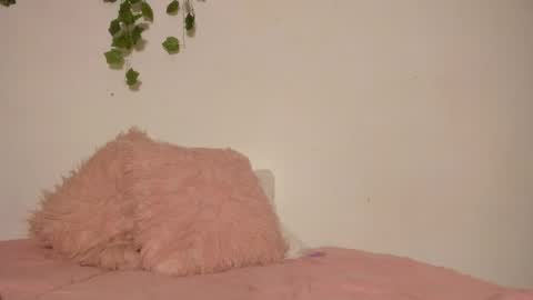 Snapshot of maleja_lovely chatting on 05-23-26, 05:45 Maria online show from 05-23-26, 05:45