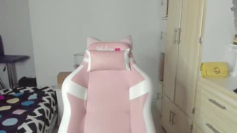 Snapshot of maleja_ruiz2 chatting on 12-06-24, 06:37 Aleja online show from 12-06-24, 06:37