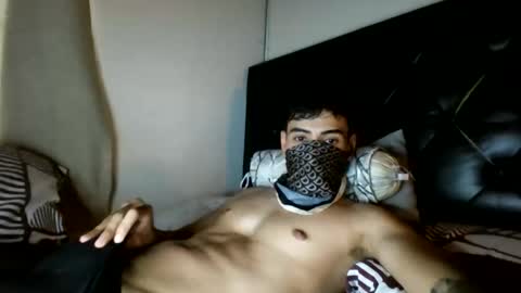 Snapshot of malekthick chatting on 06-09-26, 09:04 malekthick online show from 06-09-26, 09:04