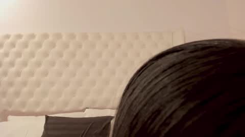 Snapshot of malena_angel_ chatting on 02-20-25, 08:14 Malena Angel online show from 02-20-25, 08:14