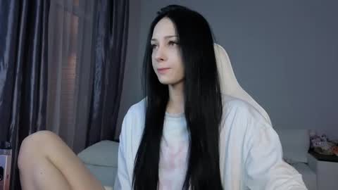 Snapshot of malenkiykamen chatting on 05-30-26, 05:43 piu online show from 05-30-26, 05:43