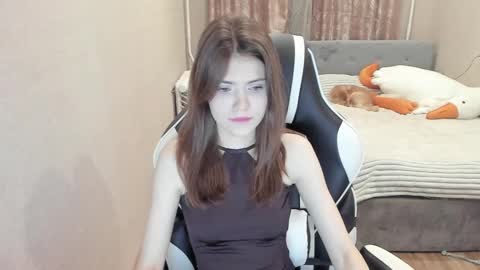 Snapshot of malia__hale chatting on 12-30-24, 12:22 Malia online show from 12-30-24, 12:22