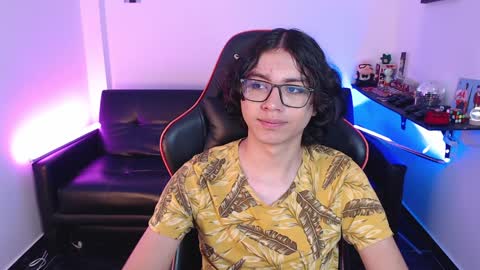 Snapshot of malik_harrison_ chatting on 12-17-24, 05:58 Malik online show from 12-17-24, 05:58