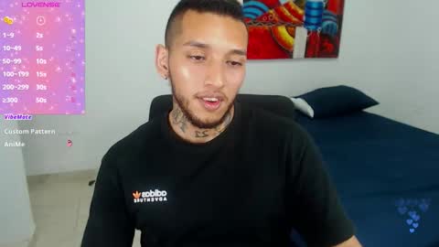 Snapshot of malikzzain chatting on 10-11-25, 12:32 Zain Malik online show from 10-11-25, 12:32