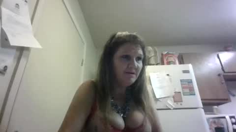 Snapshot of malinda702 chatting on 12-29-24, 01:56 malinda702 online show from 12-29-24, 01:56