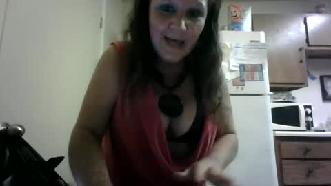 Snapshot of malinda702 chatting on 09-27-25, 01:10 malinda702 online show from 09-27-25, 01:10