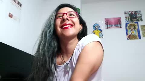 Snapshot of malishka_fox chatting on 09-30-25, 04:06 Malishka  online show from 09-30-25, 04:06