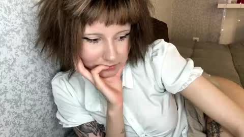 Eva online show from 04-16-26, 03:57