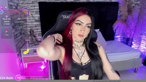 Snapshot of mallory_dietlinde chatting on 12-19-25, 03:35 mallory_dietlinde online show from 12-19-25, 03:35