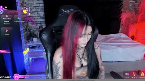 Snapshot of mallory_dietlinde chatting on 02-20-26, 03:25 mallory_dietlinde online show from 02-20-26, 03:25