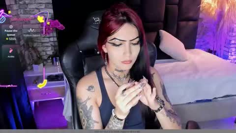 Snapshot of mallory_dietlinde chatting on 03-27-26, 03:23 mallory_dietlinde online show from 03-27-26, 03:23