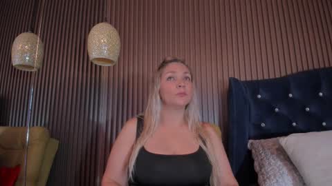 Snapshot of malorysweet chatting on 02-20-26, 11:54 MalorySweet online show from 02-20-26, 11:54