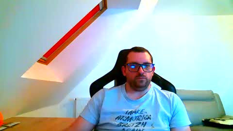 breton online show from 01-02-25, 05:07