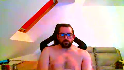 breton online show from 11-29-25, 11:08