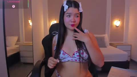 M A L U online show from 10-24-25, 02:52