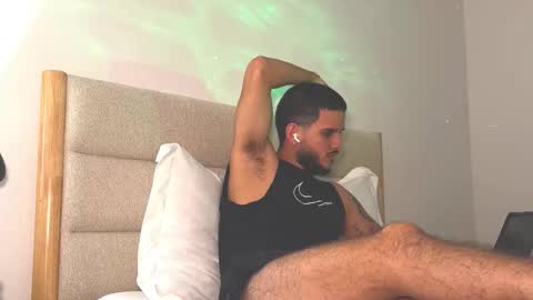 Snapshot of maluma09 chatting on 10-27-25, 09:41 maluma09 online show from 10-27-25, 09:41