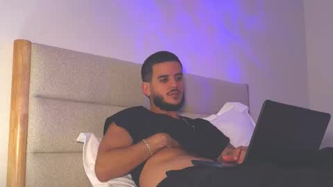 Snapshot of maluma09 chatting on 10-28-25, 09:46 maluma09 online show from 10-28-25, 09:46