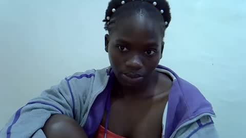 mamichula42 online show from 12-15-25, 11:03