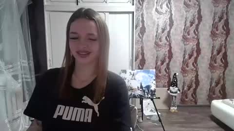 Snapshot of mamie_trish chatting on 01-29-25, 11:04 Mamie Trish online show from 01-29-25, 11:04