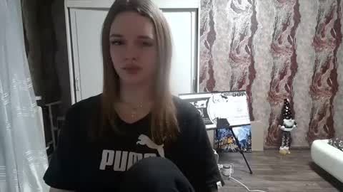 Snapshot of mamie_trish chatting on 02-09-25, 04:40 Mamie Trish online show from 02-09-25, 04:40