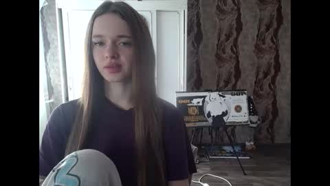 Snapshot of mamie_trish chatting on 02-18-25, 09:32 Mamie Trish online show from 02-18-25, 09:32