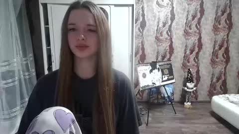 Snapshot of mamie_trish chatting on 02-24-25, 08:36 Mamie Trish online show from 02-24-25, 08:36