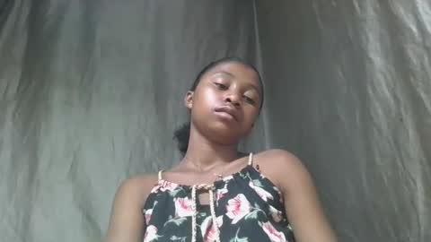 mamieriela online show from 04-13-26, 03:17