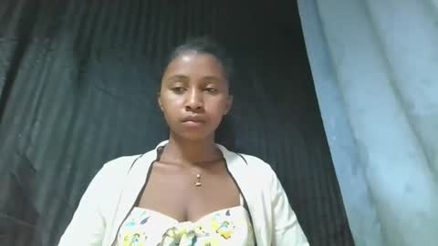 mamieriela online show from 04-22-26, 07:15