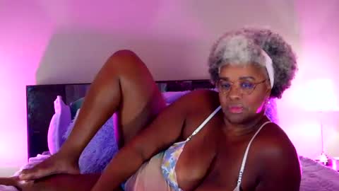 mamigilf66 online show from 08-02-26, 02:21