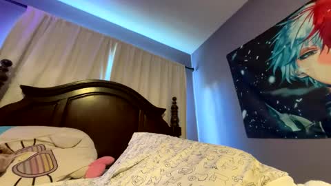 Snapshot of mamitwishy chatting on 09-26-25, 07:07 Mami Twishy online show from 09-26-25, 07:07