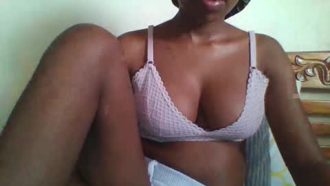 mammaplay online show from 11-21-25, 06:12