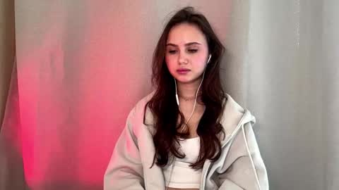 Mia Davis online show from 02-27-26, 07:30