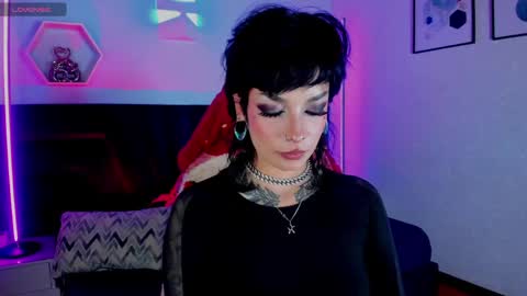   online show from 05-07-26, 08:14