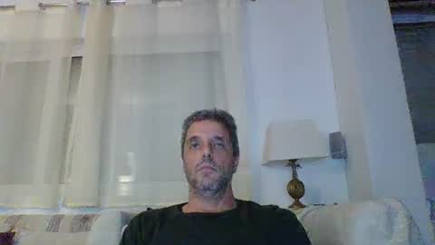 Snapshot of man211172 chatting on 01-27-25, 06:52 man211172 online show from 01-27-25, 06:52