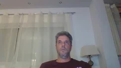 Snapshot of man211172 chatting on 10-10-25, 06:07 man211172 online show from 10-10-25, 06:07