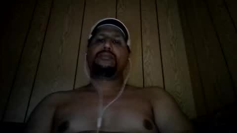 Man new online show from 10-31-25, 08:37