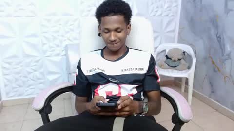 Snapshot of man_sant11 chatting on 04-13-26, 04:45 man_sant11 online show from 04-13-26, 04:45