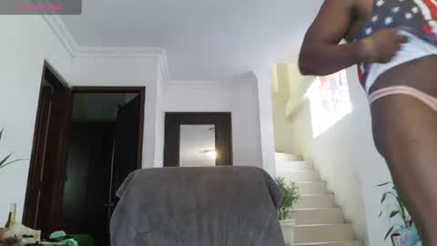 manblackbig45 online show from 06-12-26, 12:59