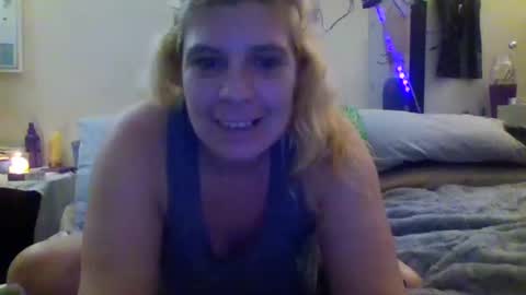 mindy22 online show from 02-15-25, 07:16