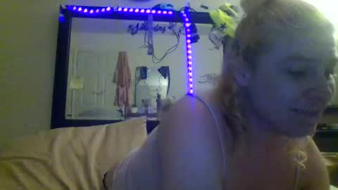 mindy22 online show from 02-16-25, 11:38