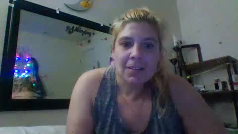 mindy22 online show from 03-02-25, 06:27