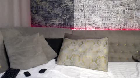 Snapshot of mandy_foxxx chatting on 01-15-25, 08:58 Mandy online show from 01-15-25, 08:58