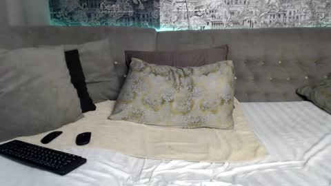 Snapshot of mandy_foxxx chatting on 02-21-25, 01:22 Mandy online show from 02-21-25, 01:22